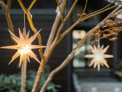 40+ Outdoor Holiday Lighting Ideas That Dazzle